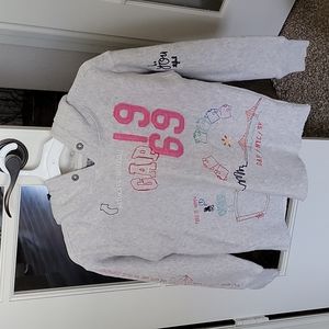 Cute Gap hooded sweatshirt